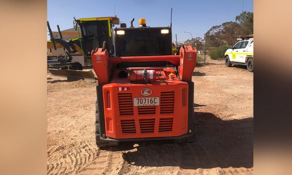 Kubota 2990SVL 75 Posi Track Loader